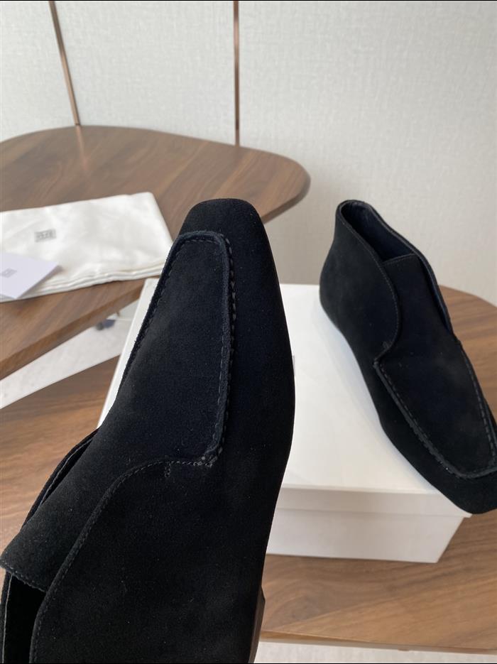 20251128174315572 370